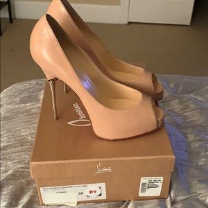 Christian Louboutin Miss Desprez metallic heel